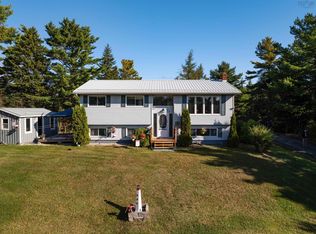 124 Tanner Settlement Rd, Lunenburg, NS B0J 2C0