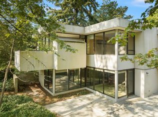 46　Mahsa 8425 SE 46th St, Mercer Island, WA 98040 | Zillow