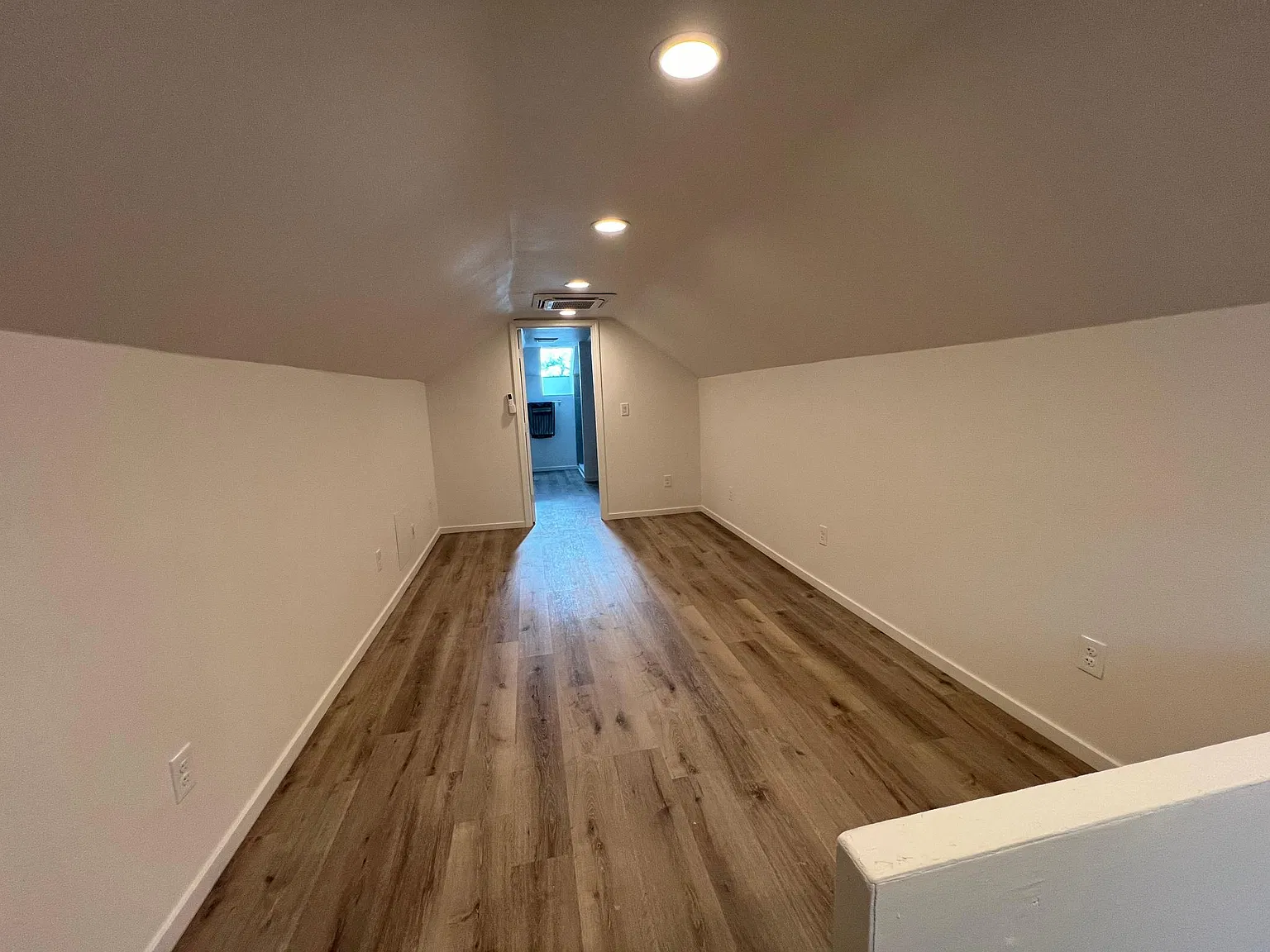 434 Hanna Ave — Photo 4