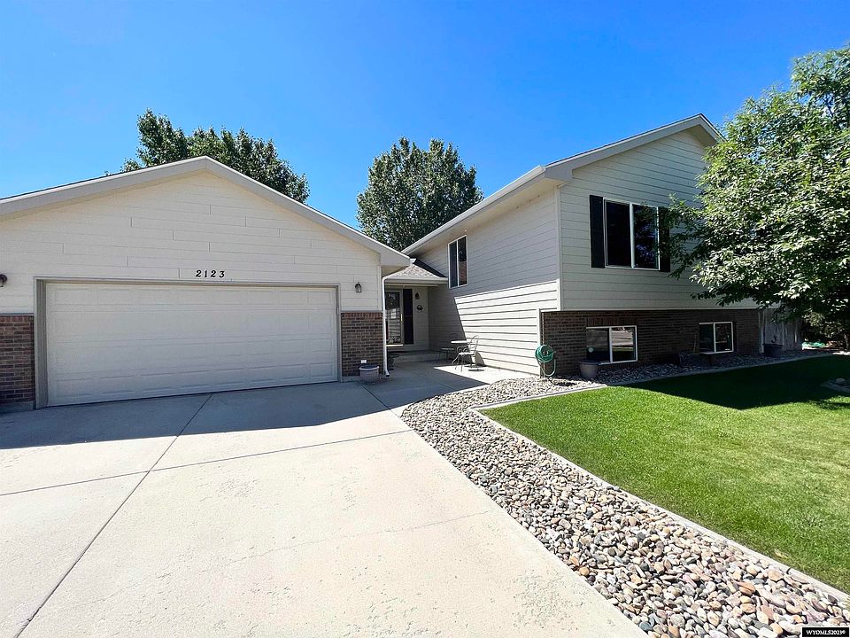 2123 Omaha Trl, Bar Nunn, WY 82601 MLS 20234033 Zillow