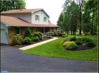 161 Stitzer Rd, Fleetwood, PA 19522