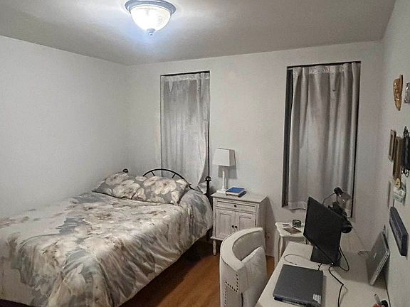 3rd image of 103 Lexington Ave APT 1B