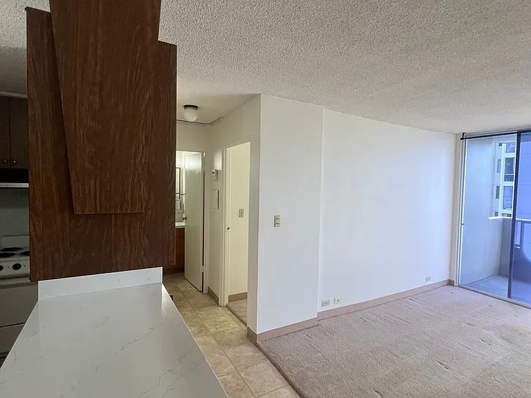 2651 Kuilei St #B64 — Photo 5