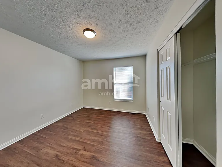 2159 Glenview Dr — Photo 20