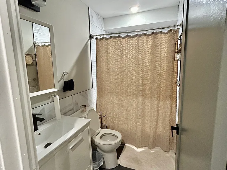2202 N Marshall St #2 — Photo 12