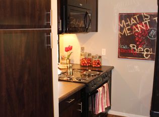 681 Hidden Path Ct APT A, Creve Coeur, MO 63141