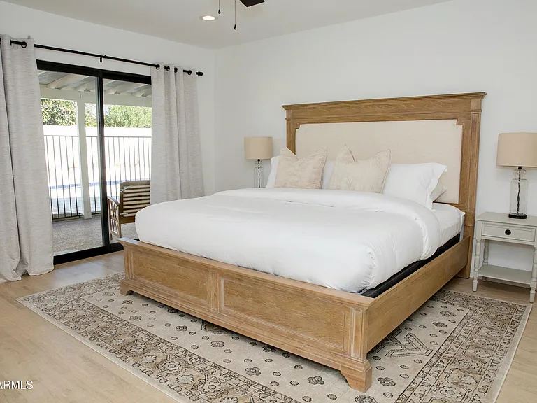 6302 E Winchcomb Dr — Photo 42