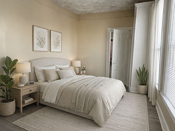 4th image of 536 Hudson Ave APT 3