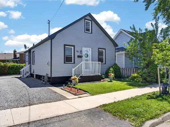 88 Page St, Saint Catharines, ON L2R 4A9