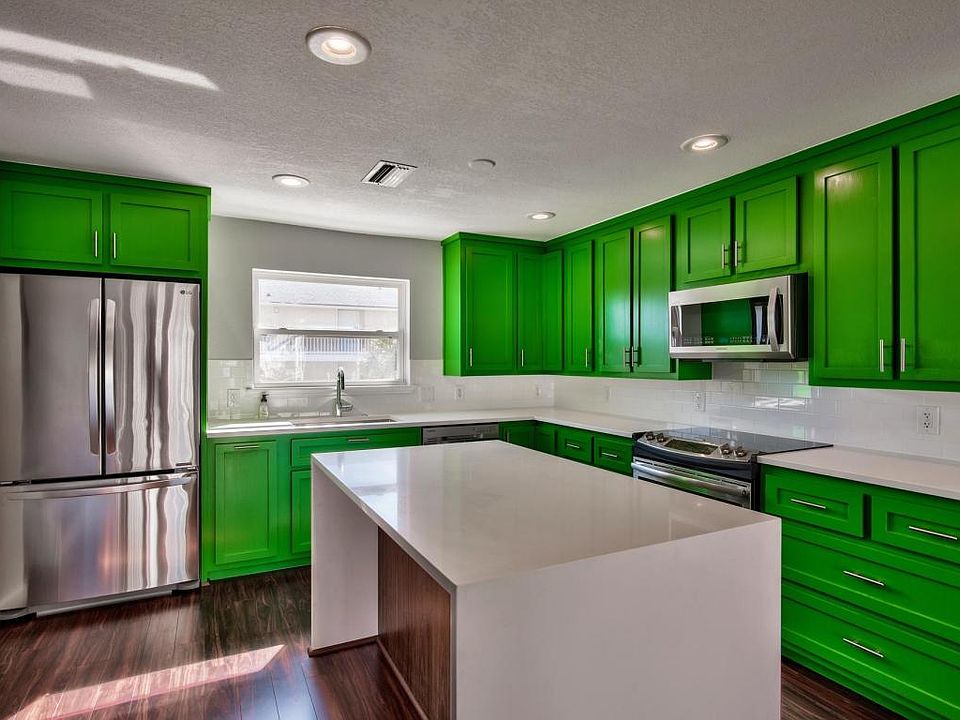 1st image of 445 Gulf Shore Dr Unit 9