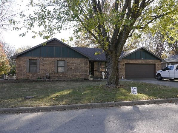 1204 Northwood St