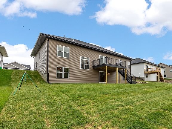3rd image of 4374 Hastings Dr
