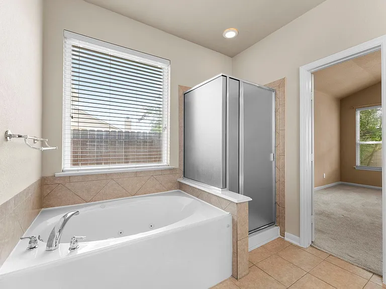 21127 Gladys Yoakum Dr — Photo 26