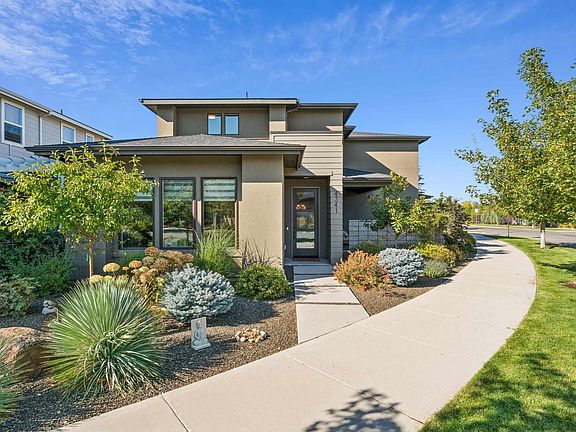 2nd image of 4341 E Rivernest Dr