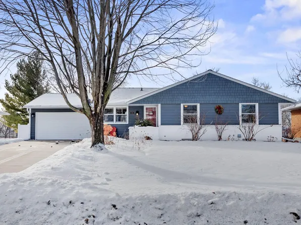 5169 Abercrombie Dr, Edina, MN 55439