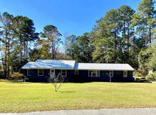 501 N Nichols St., Nichols, SC 29581