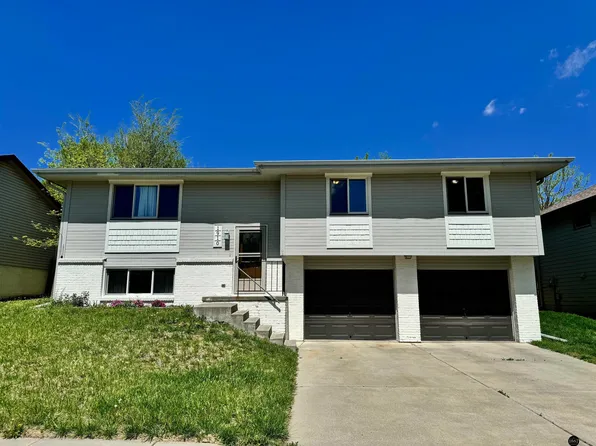 1910 Preamble Ln, Lincoln, NE 68521
