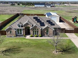 118 Chazlynn Ct, Waxahachie, TX 75165