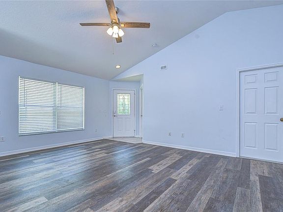 5th image of 6010 Skylarkcrest Dr