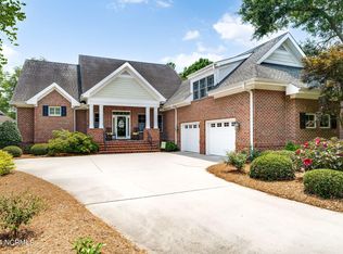 196 Cedar Point Dr, Wallace, NC 28466