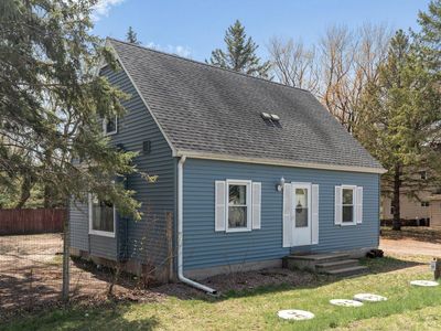 1992 338th Ln NE, Cambridge, MN, 55008