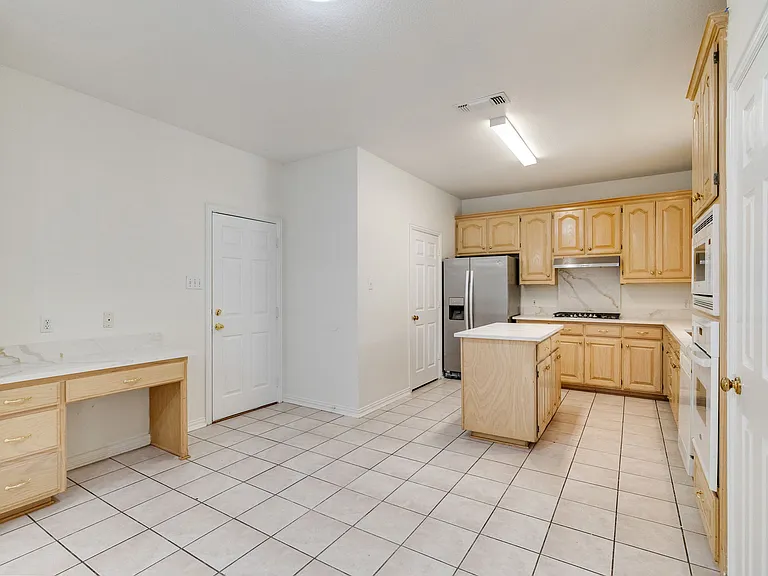 1131 Indy Ct — Photo 6