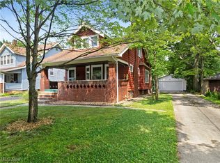 1665 Maple Rd, Cleveland Heights, OH 44121