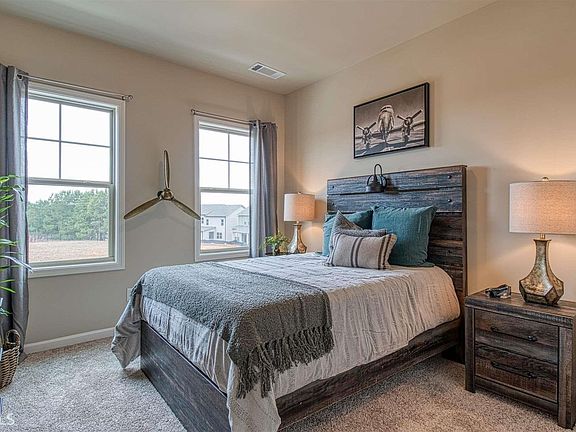 5th image of 4913 Whisper Creek Ct