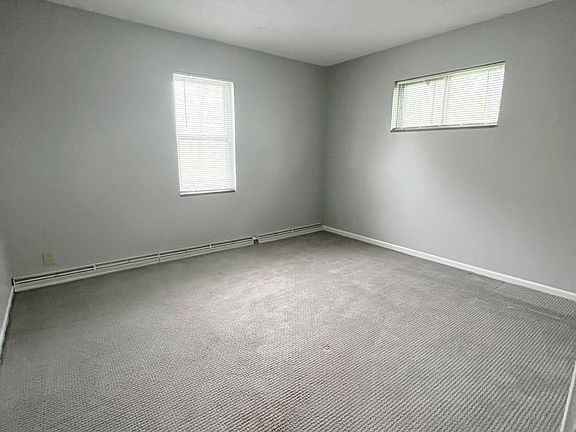 5th image of 1623 W Glenn Ellyn Dr