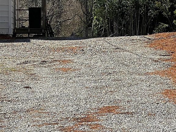 4th image of 129 Crisp Ln #2