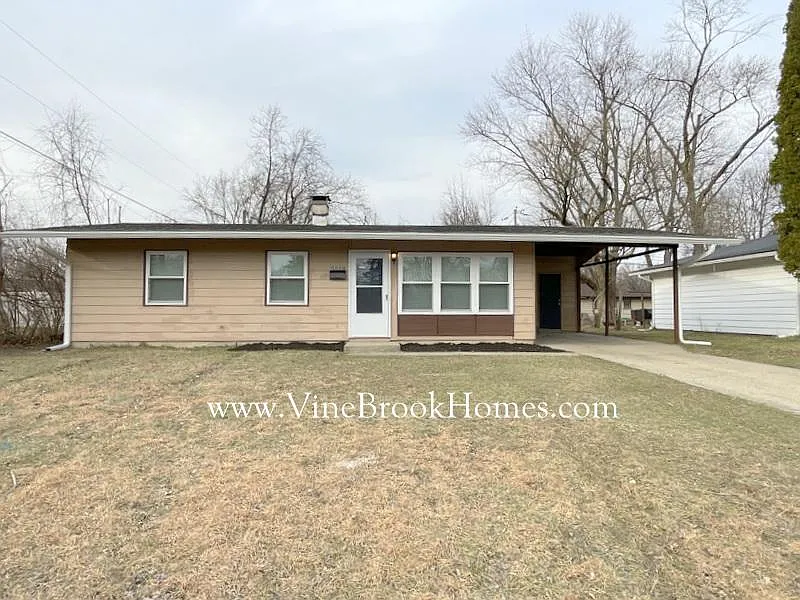 5518 Glencoe St photo 1