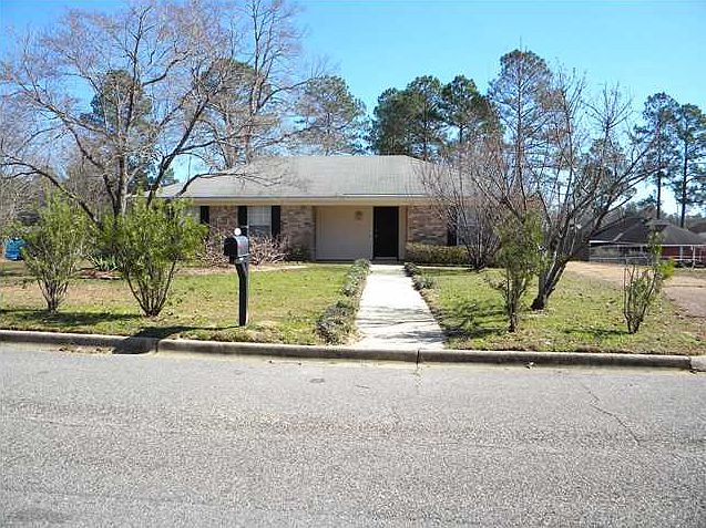 1st image of 306 Arrosser Dr