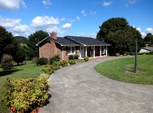 1014 Cedar Hills Dr, Church Hill, TN 37642