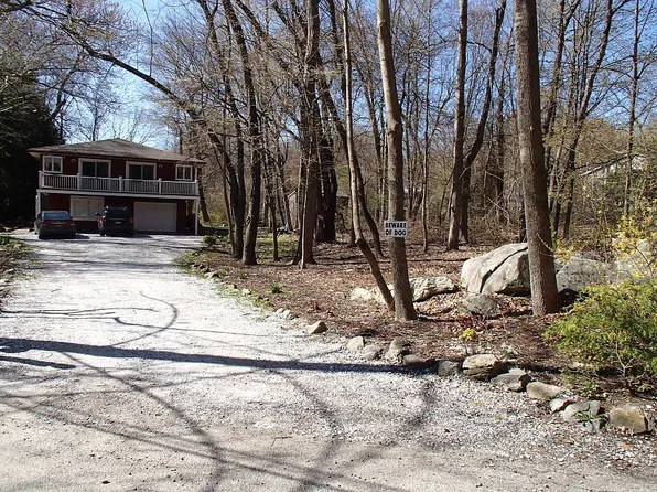 15 Spur Rd, Putnam Valley, NY 10579