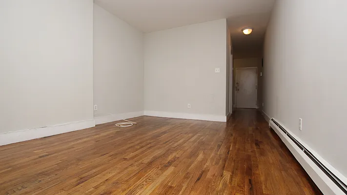 Rented by Nooklyn NYC LLC | media 21