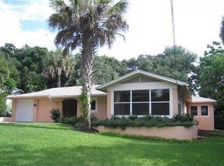 456 W 10th Ave, Mount Dora, FL 32757
