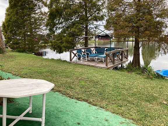 4th image of 19 Lakeview Dr #19