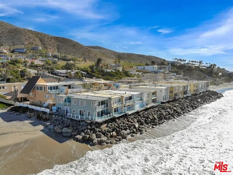 11770 Pacific Coast Hwy #D — Photo 24