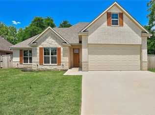 2125 Loy Lake Rd, Denison, TX 75020