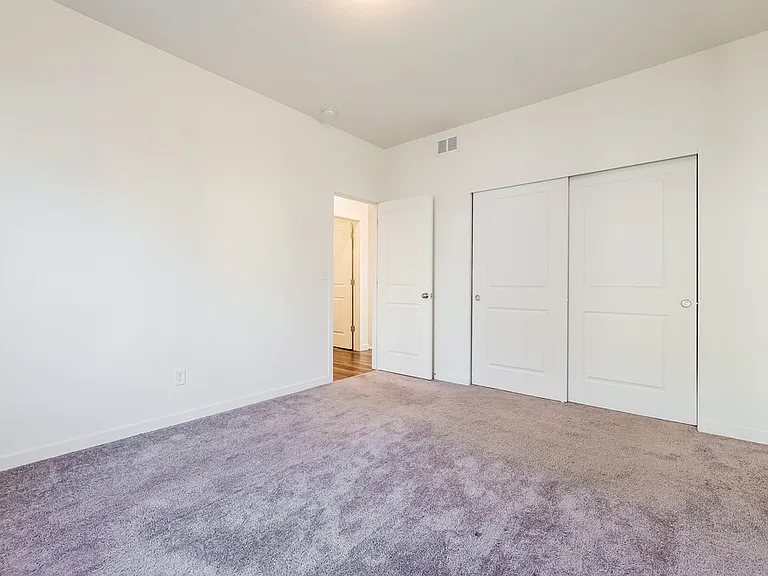 18607 E 47th Pl — Photo 15