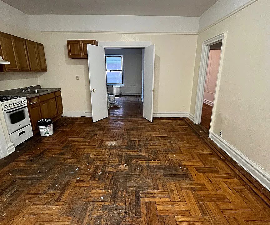1st image of 3420 Avenue H APT 4C