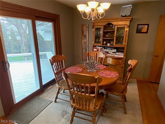 4th image of 3156 Hudson Dr