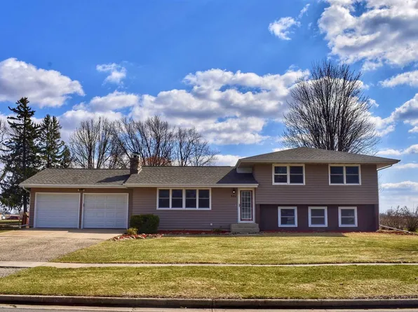 905 West Lincoln Street, Waupun, WI 53963