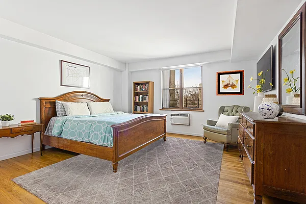 Sold by Corcoran | media 16