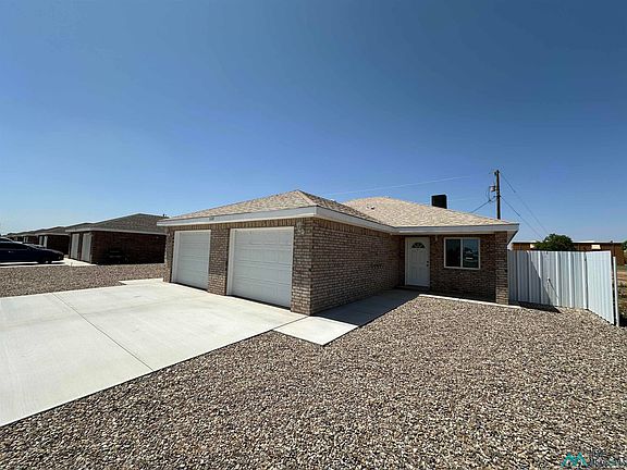 3rd image of 1600 W 12th St