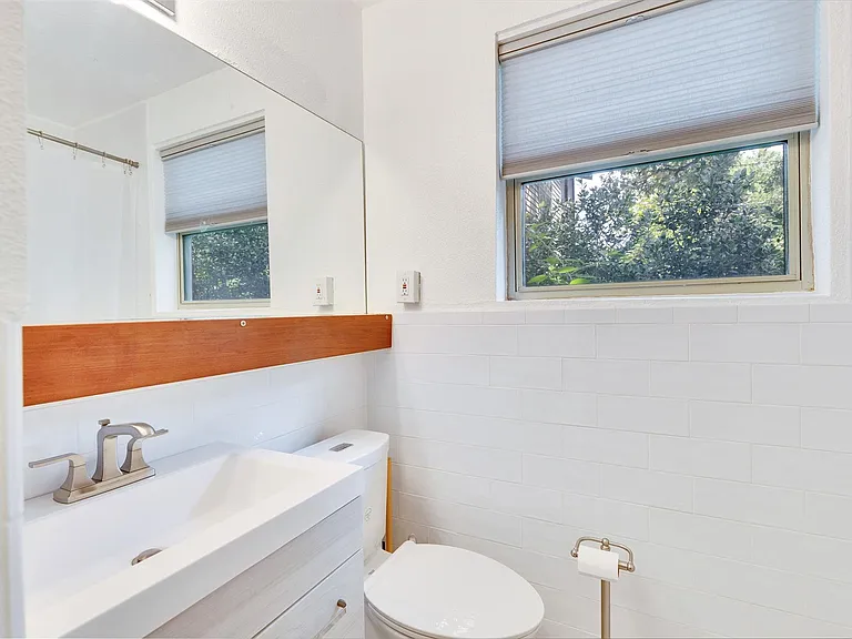 1306 Norwood Rd #A — Photo 17