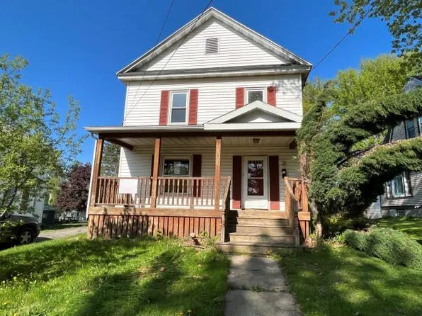 3 Howard St, Massena, NY 13662