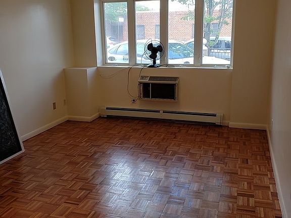 5th image of 48-82 37th St #1