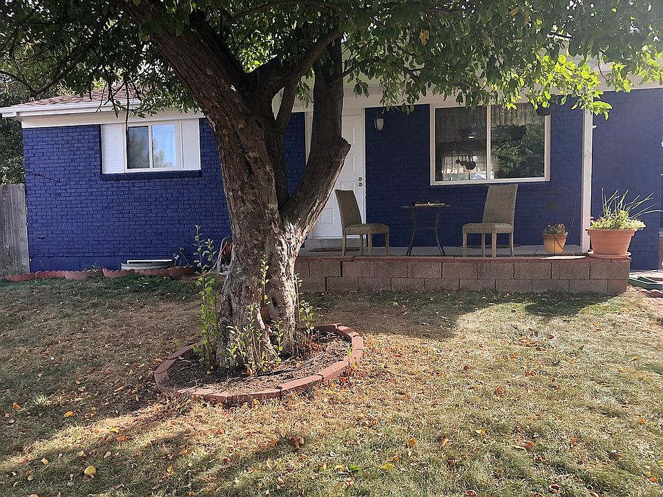 2nd image of 2160 Phillips Dr