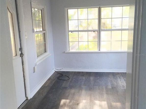 saint-petersburg-florida-46966603 picture